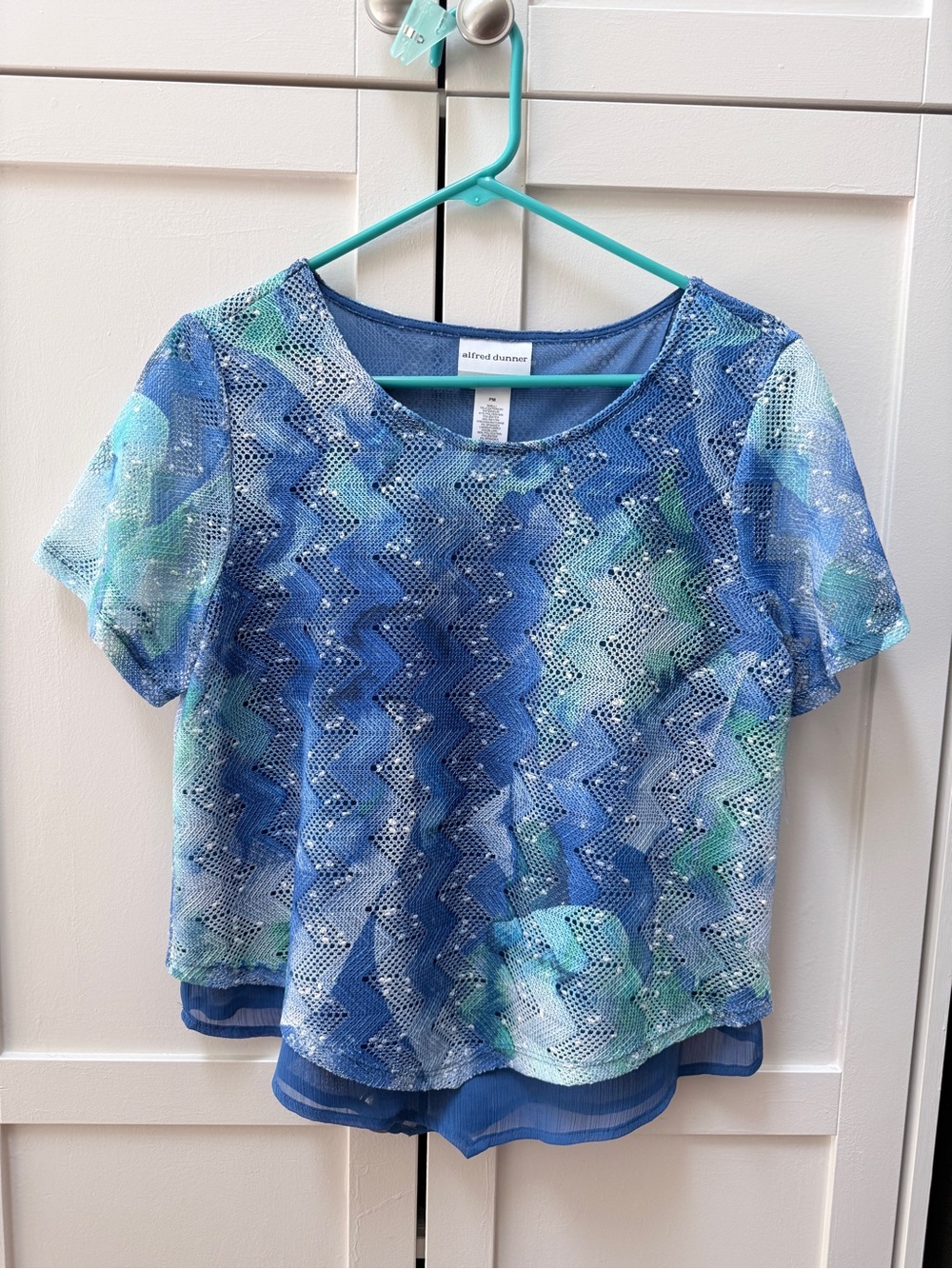 Alfred Dunner Petite M Blue Green Chevron Crochet Knit Layered Top, Never Won